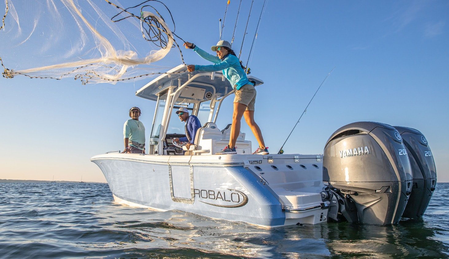 i4-Gallery-200-Robalo03