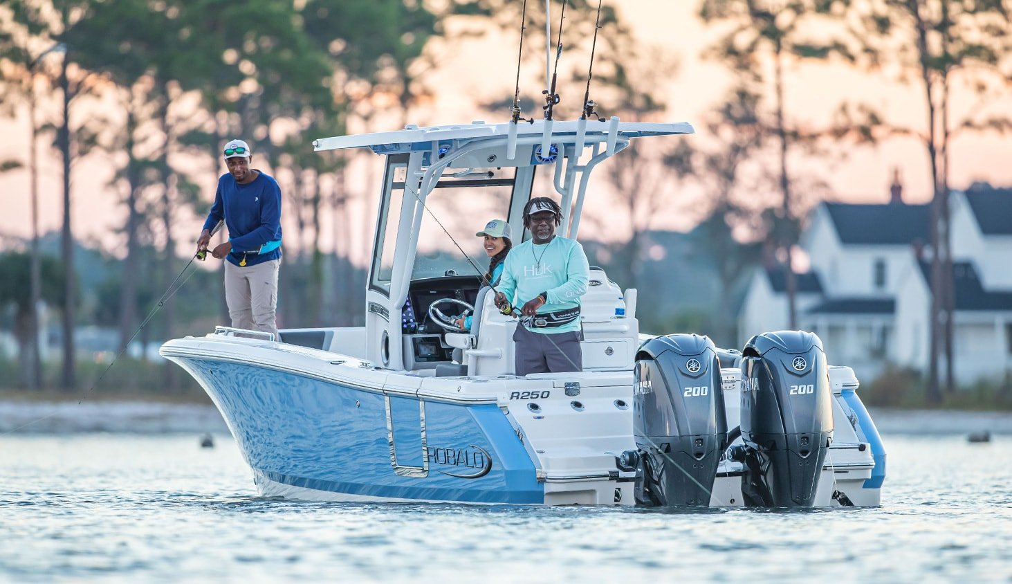 i4-Gallery-200-Robalo04