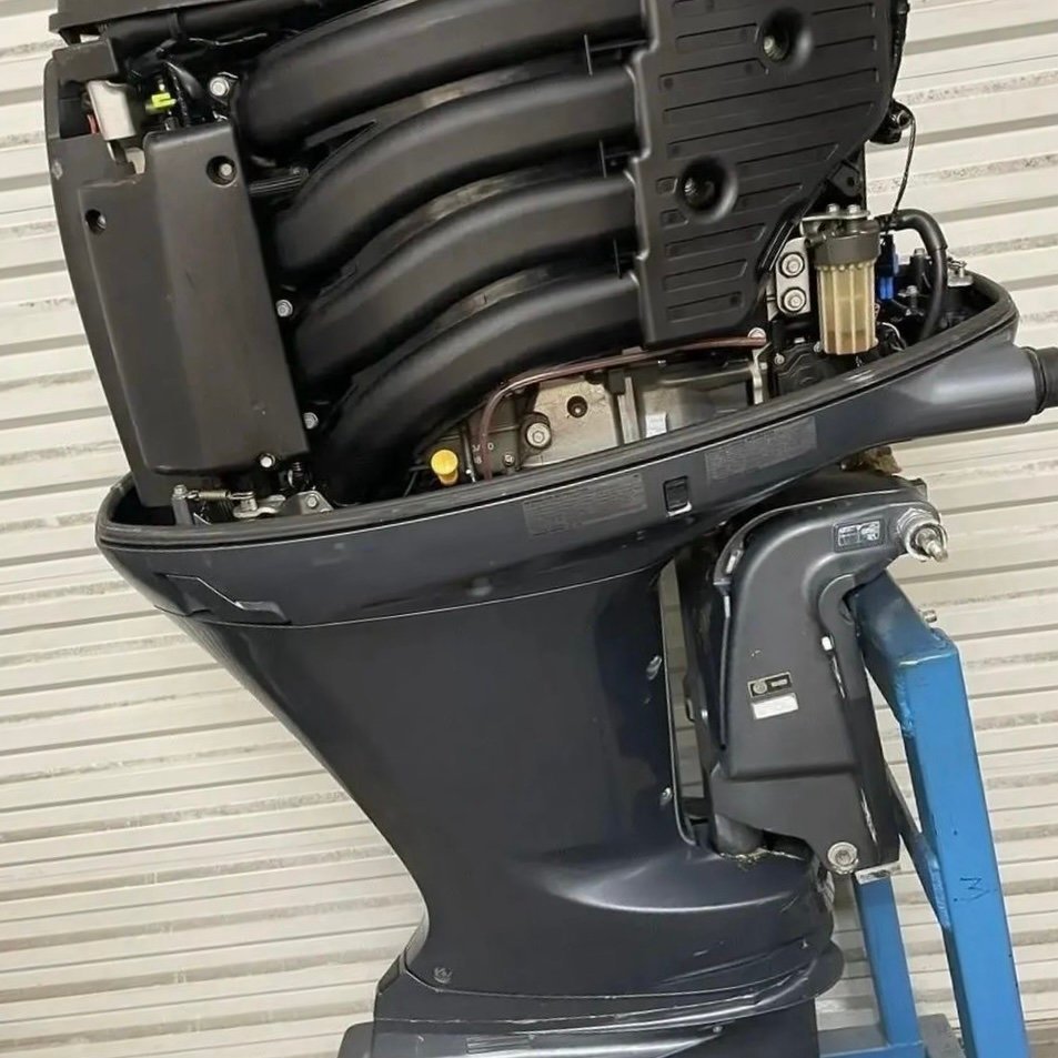 Used Yamaha In-Line 4 200HP – 25″ Shaft - Image 2