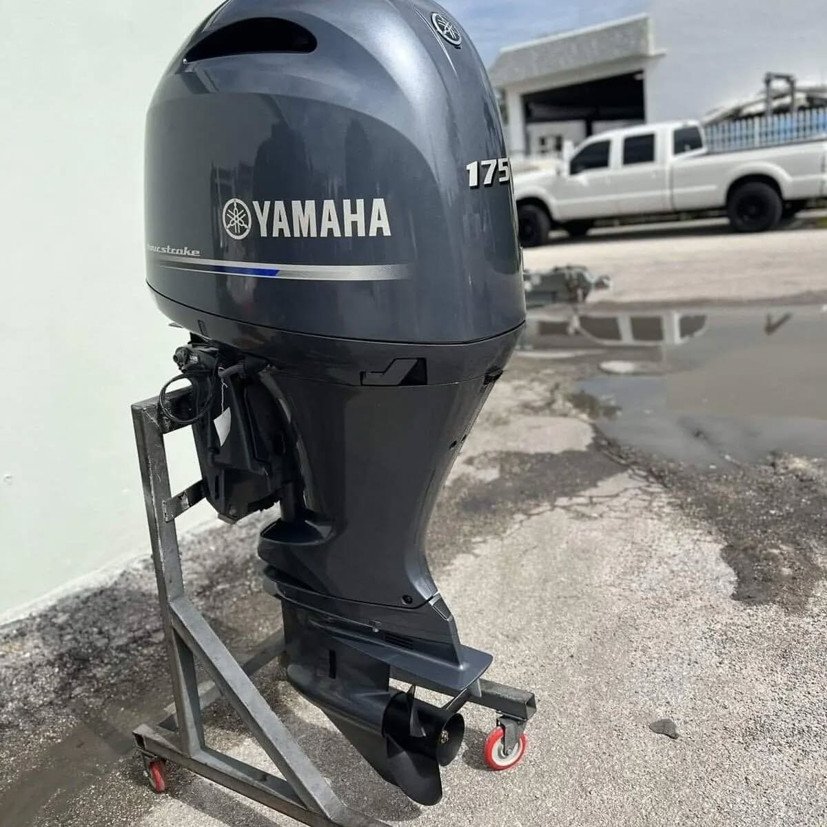 Used Yamaha In-Line 4 175HP – 25″, 2020 Model - Image 5
